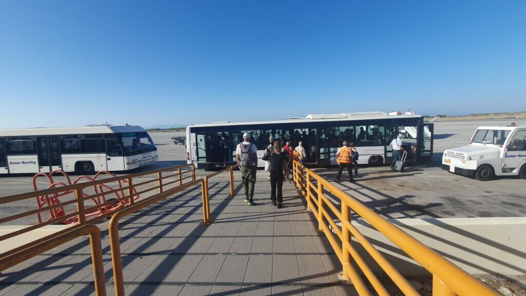 Boarding am Flughafen Rhodos