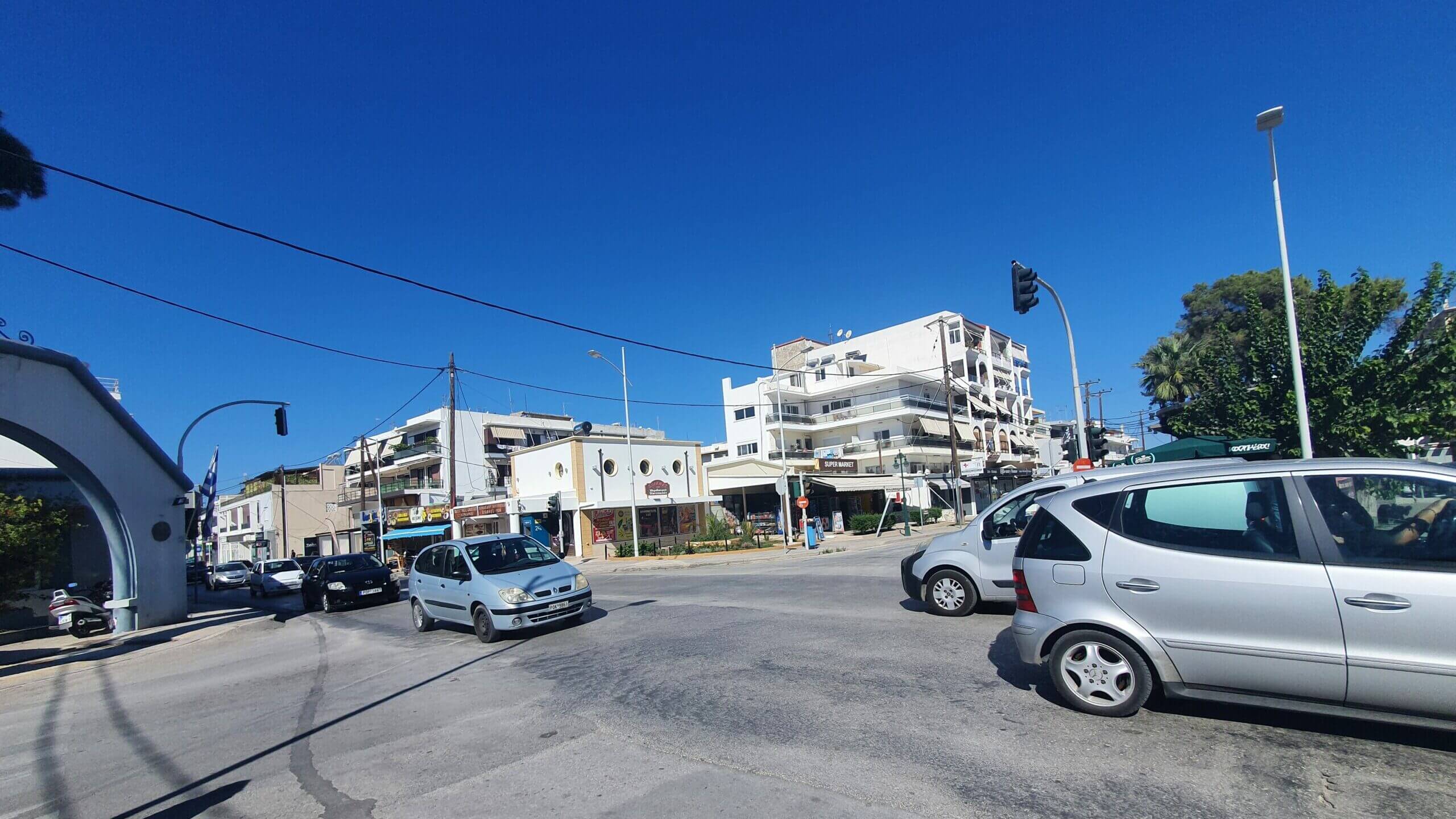 Hauptstrasse durch Ialysos